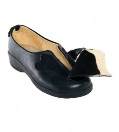 Sapato de Senhora em Pele com Abertura Extra - Mobile - Anti-derrapante - Palmilha extraível
